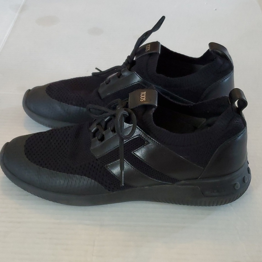 Tod's Shoeker No_Code black sneakers